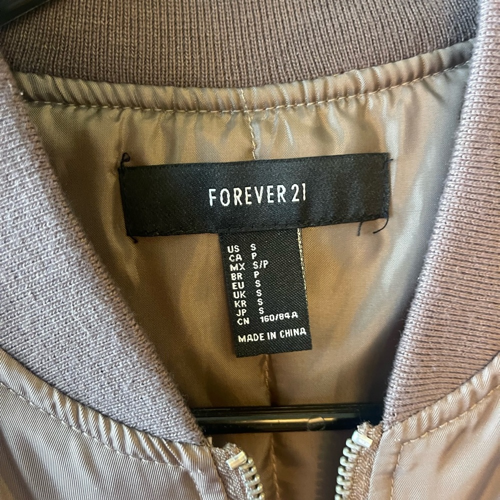 Forever 21 jacket - Picture 2 of 3